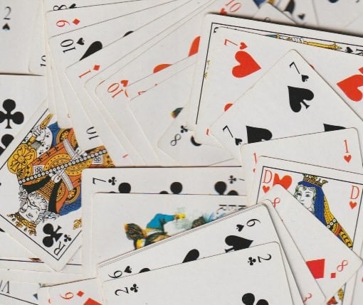 Comment jouer au Rami 51 (cartes) ? • Jouétopia